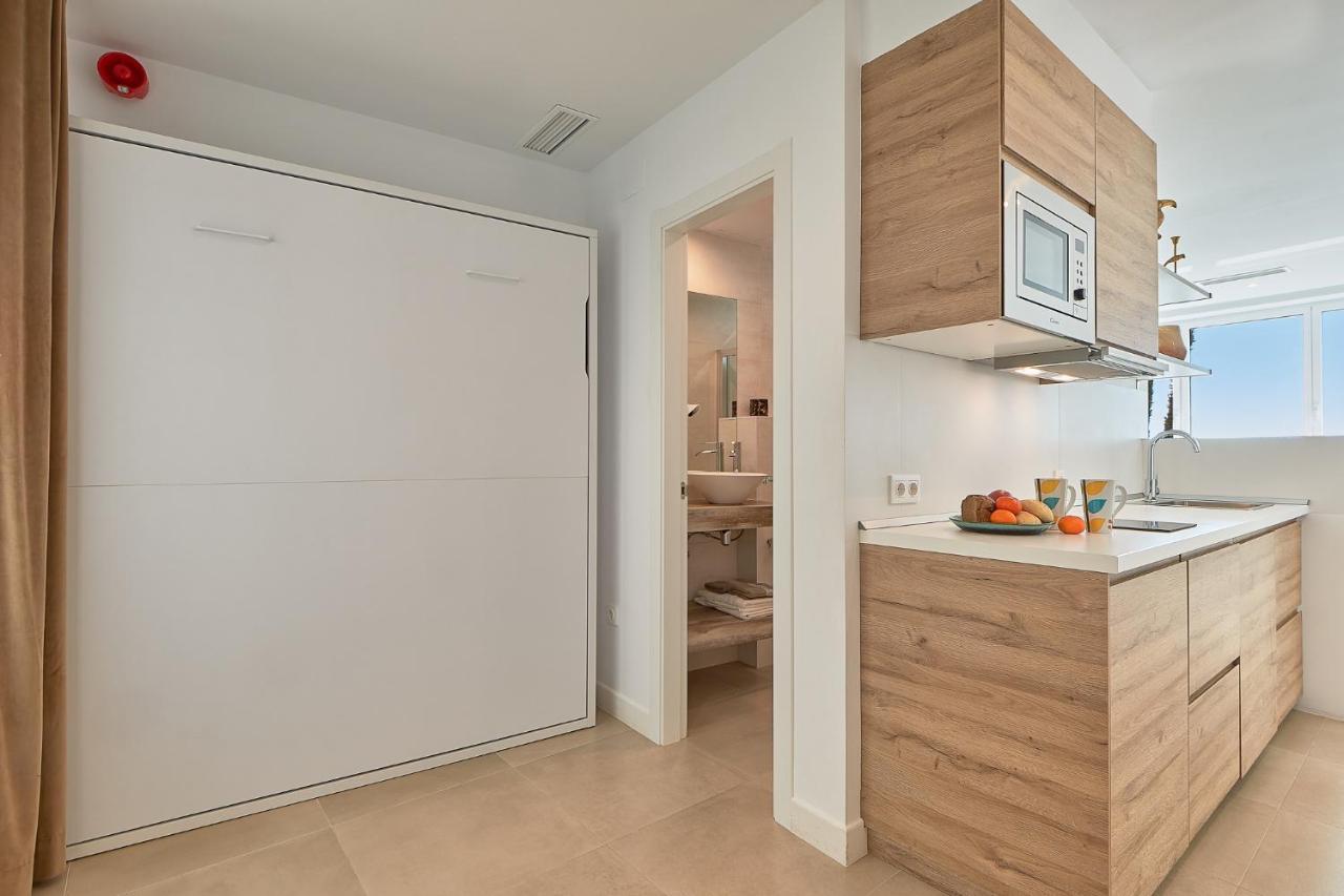 Suite Deluxe Face Mer Apart مالقة المظهر الخارجي الصورة