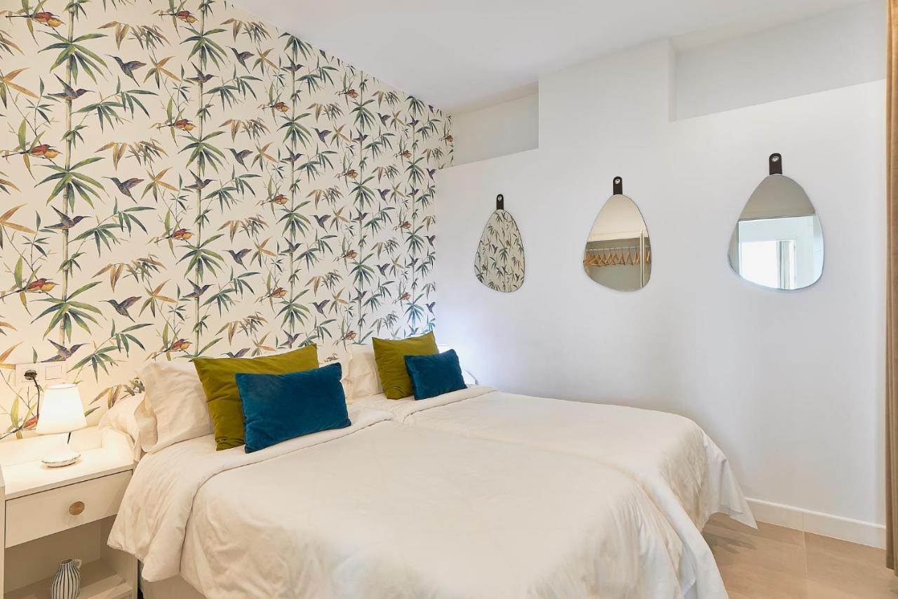 Suite Deluxe Face Mer Apart مالقة المظهر الخارجي الصورة