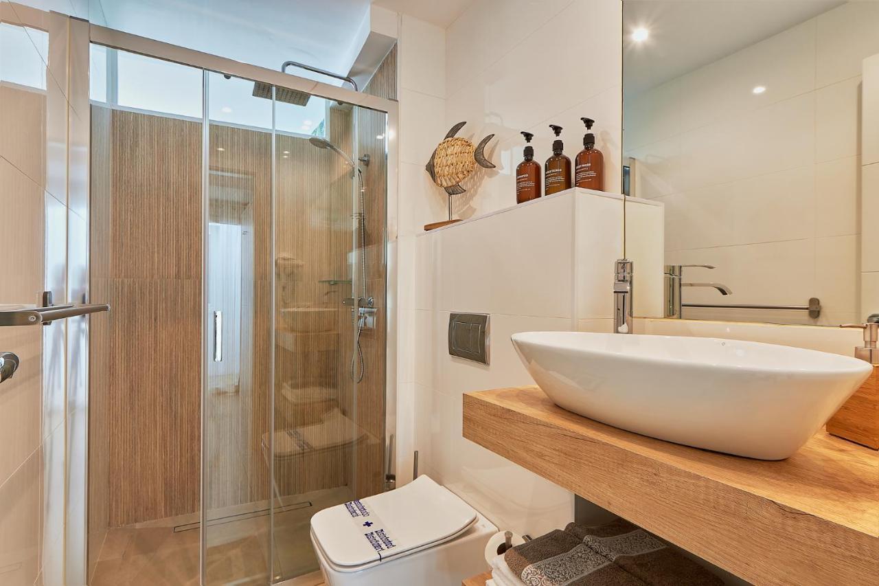 Suite Deluxe Face Mer Apart مالقة المظهر الخارجي الصورة