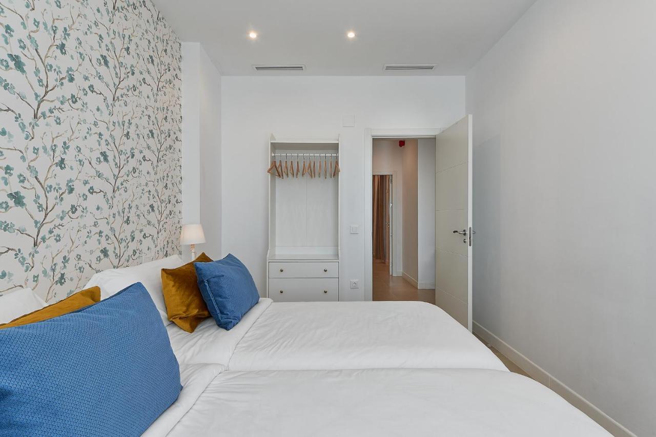 Suite Deluxe Face Mer Apart مالقة المظهر الخارجي الصورة