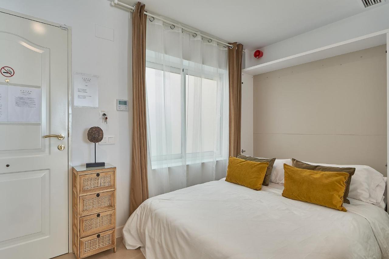 Suite Deluxe Face Mer Apart مالقة المظهر الخارجي الصورة