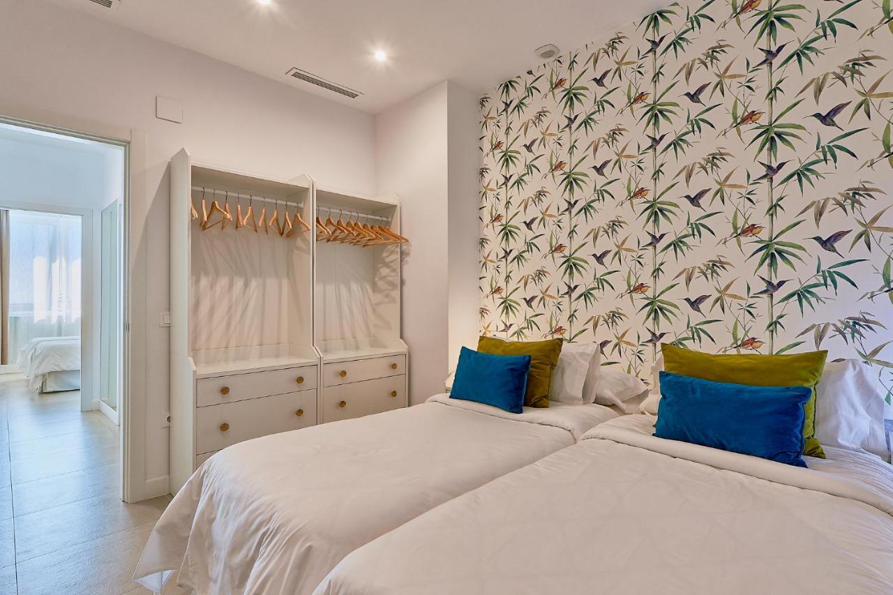 Suite Deluxe Face Mer Apart مالقة المظهر الخارجي الصورة