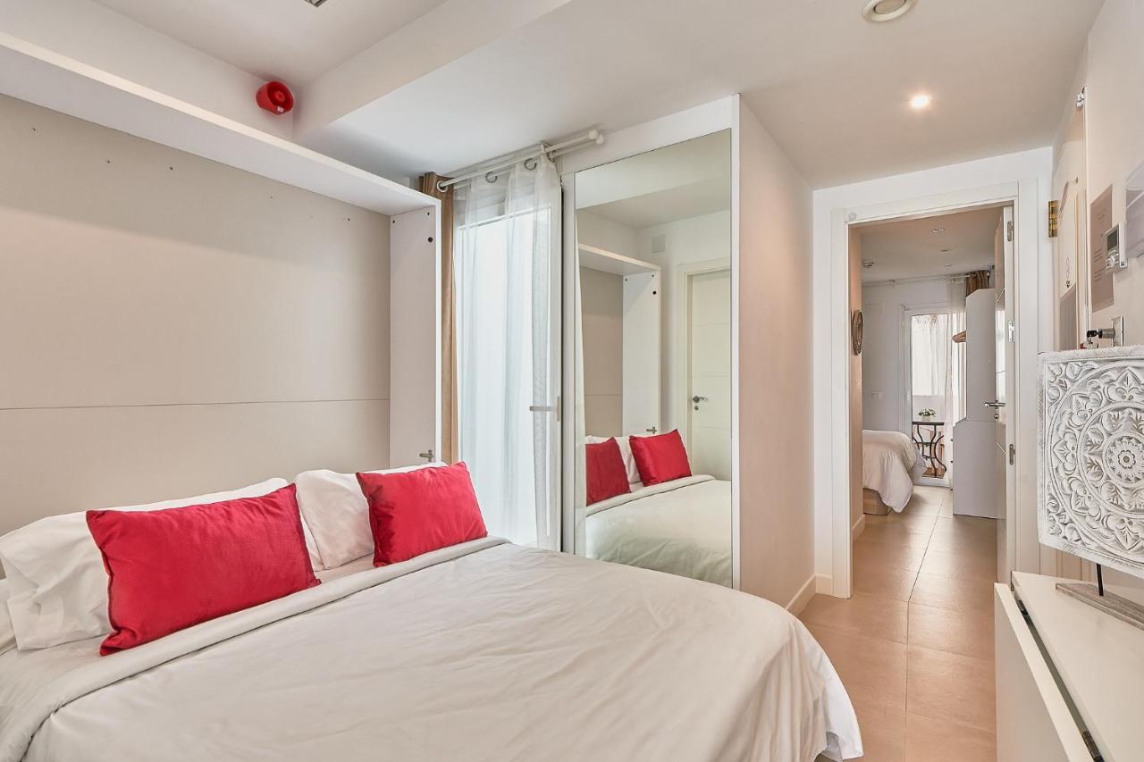 Suite Deluxe Face Mer Apart مالقة المظهر الخارجي الصورة